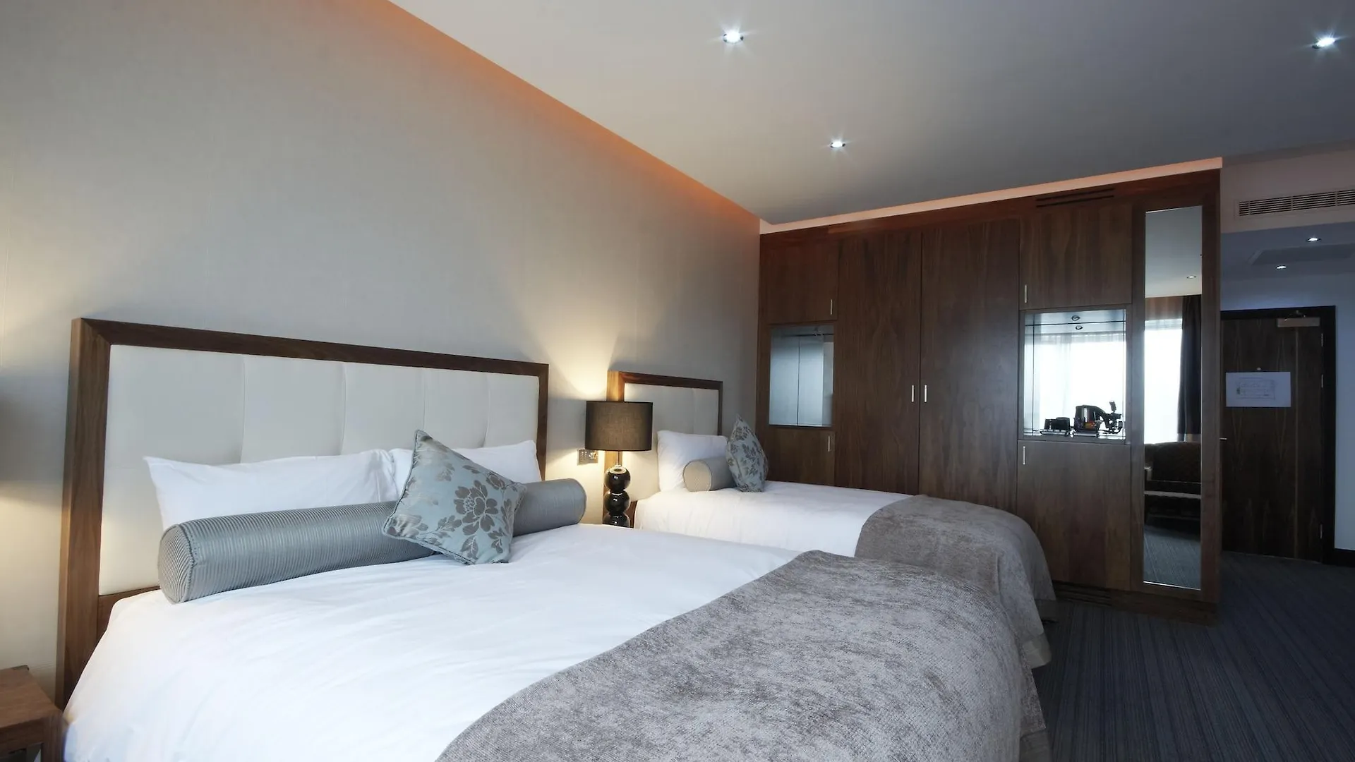 Rochestown Park Hotel & Leisure Centre Cork 4*,