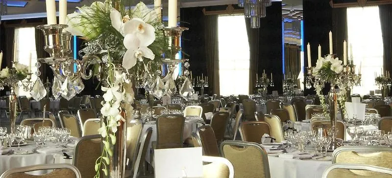 Rochestown Park Hotel & Leisure Centre Cork 4*,