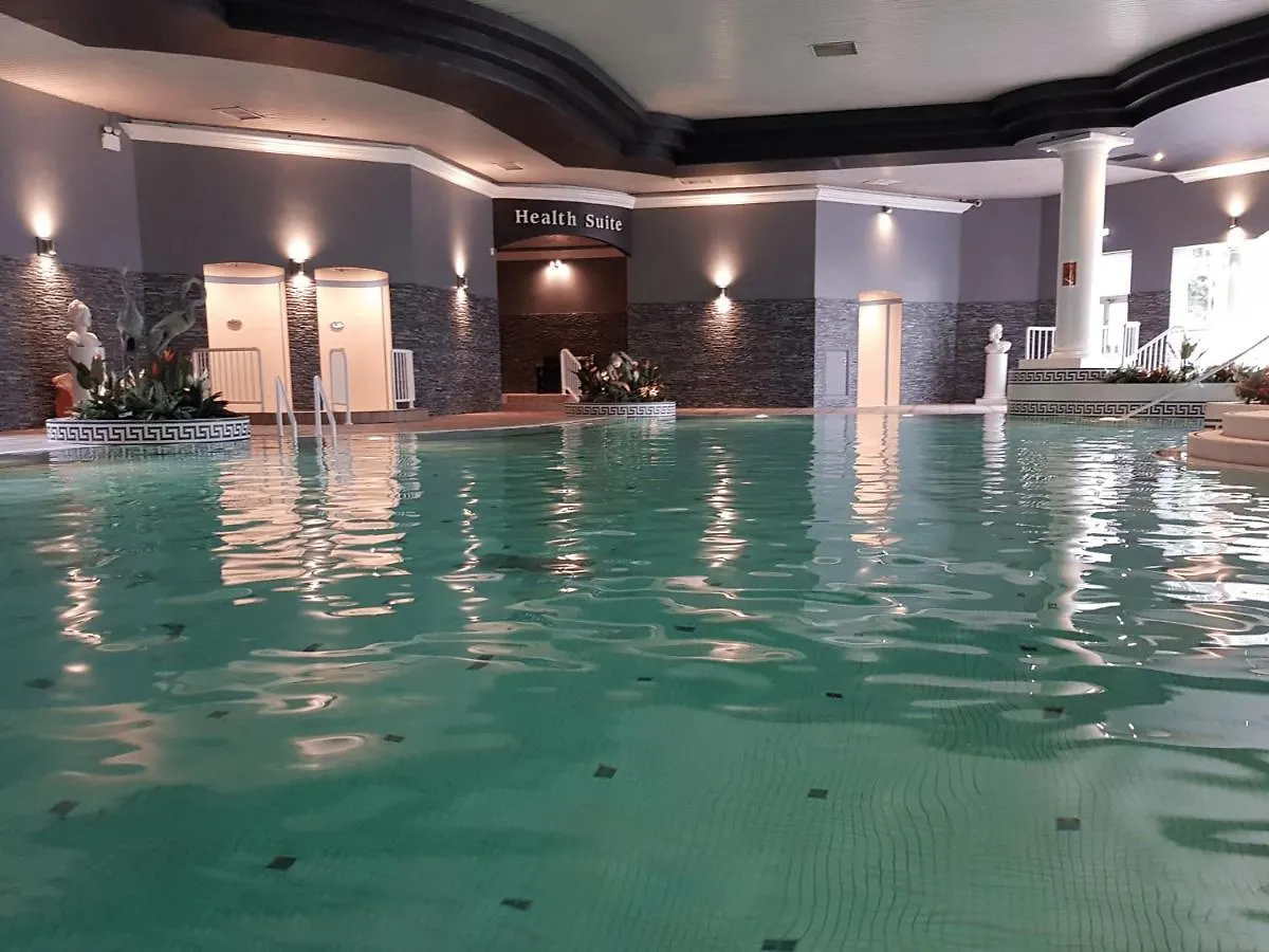Rochestown Park Hotel & Leisure Centre Cork 4*,